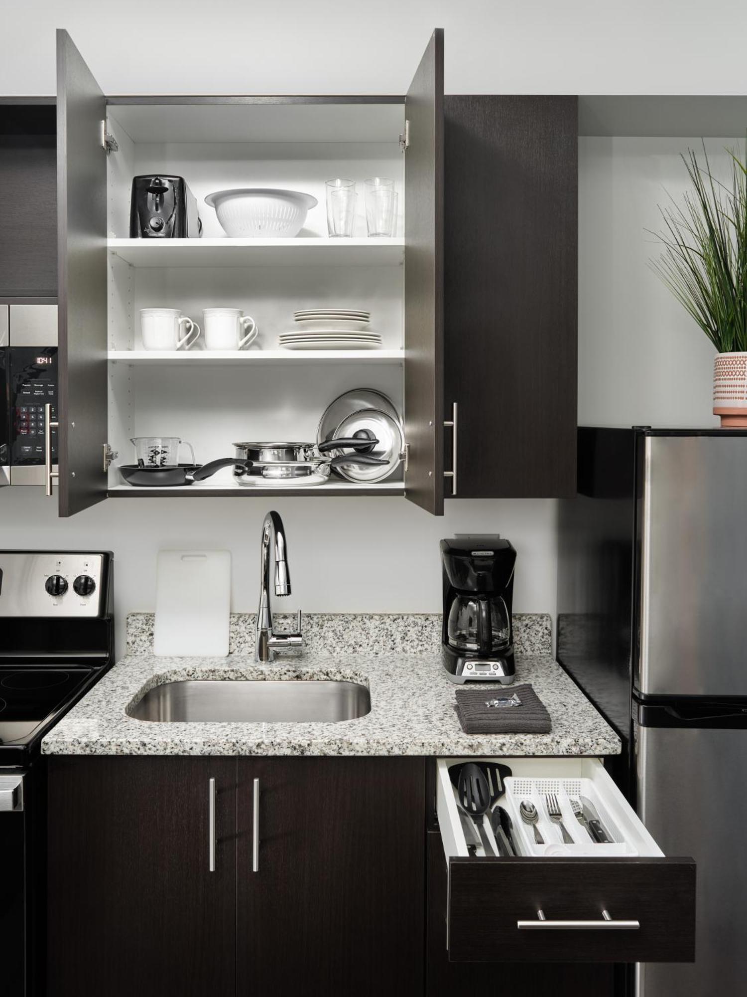 Stayapt Suites Charlotte North Huntersville Exteriör bild