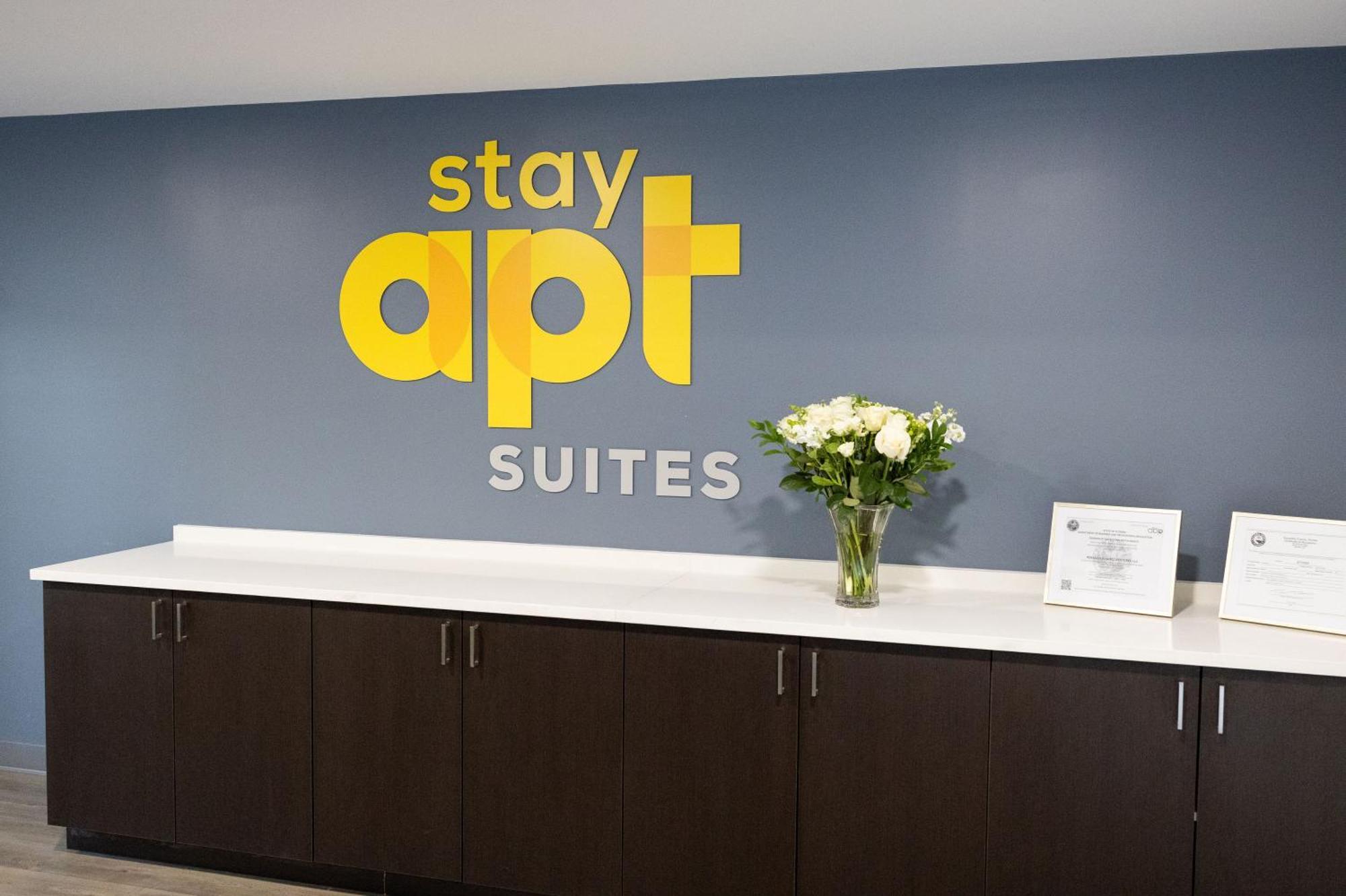 Stayapt Suites Charlotte North Huntersville Exteriör bild